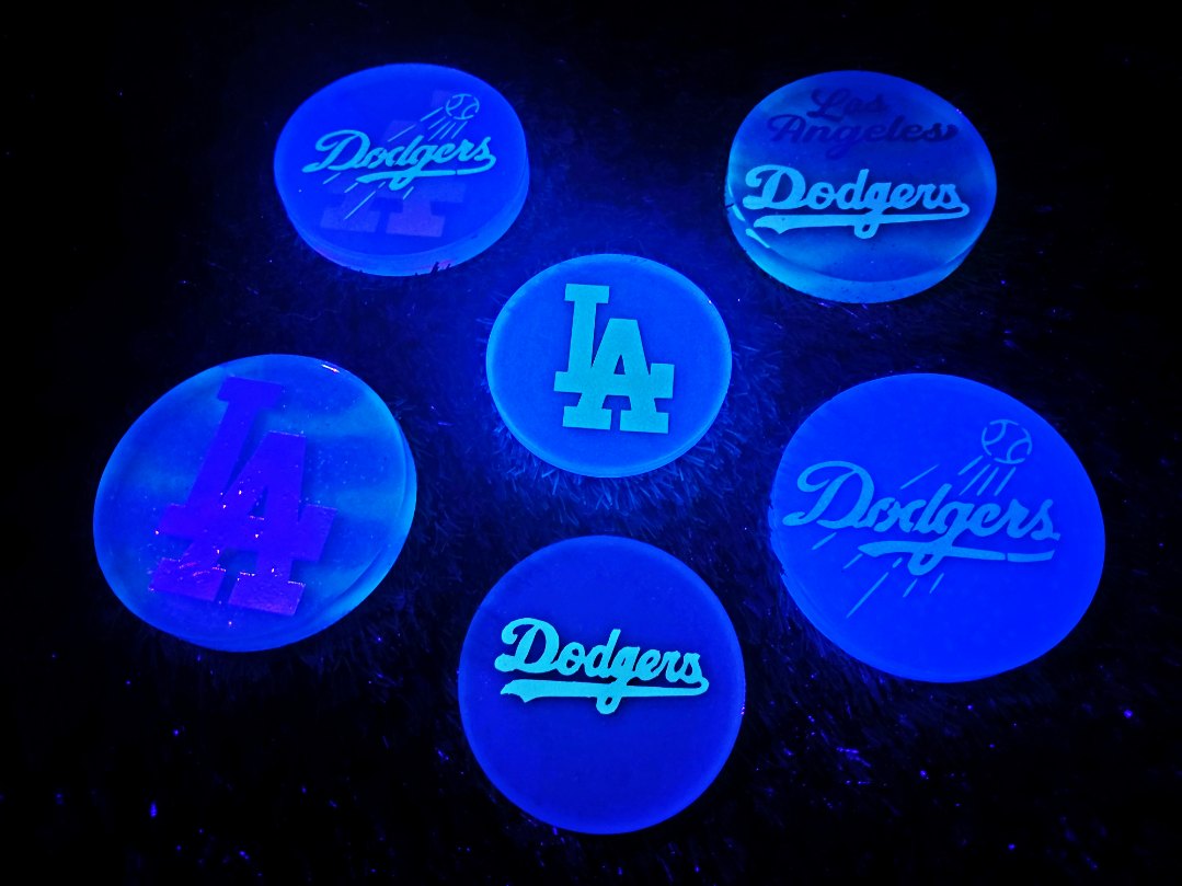 Striped LA Dodgers Super Glow Large Mini