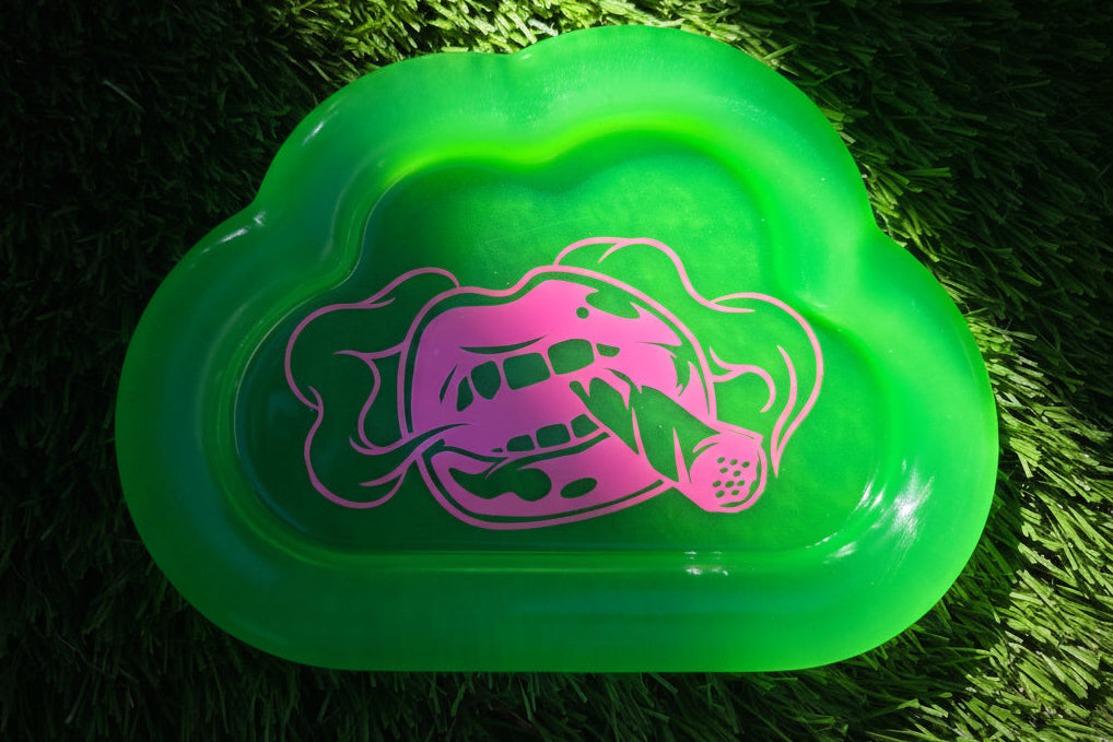 Hot Lips Glow in the Dark Tray