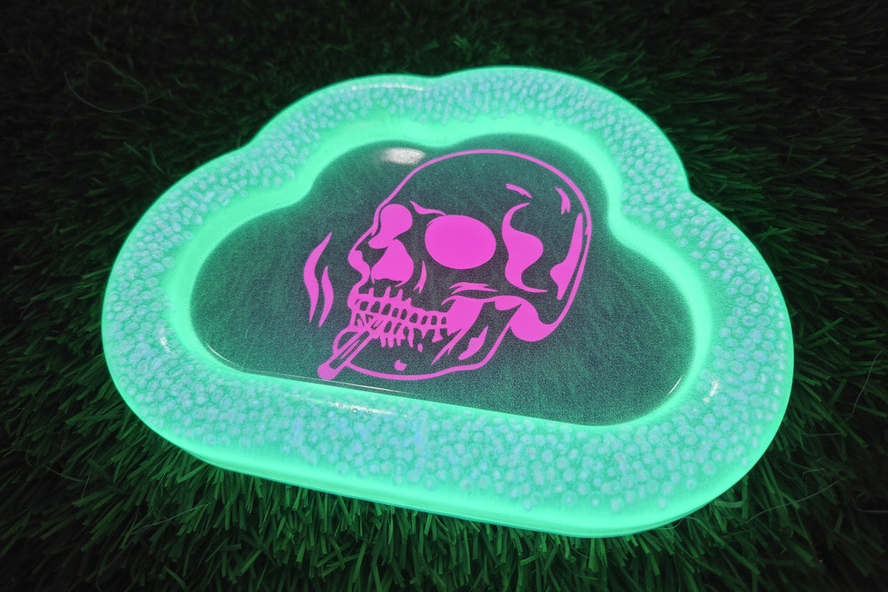 Smoking Skull Glow in the Dark Tray
