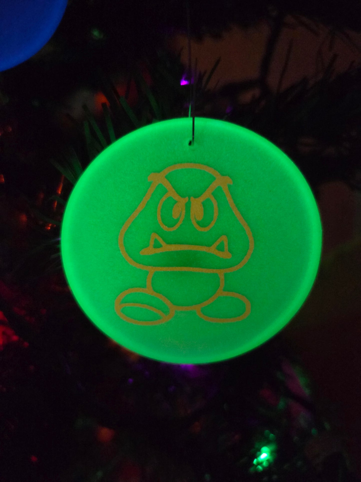 Gumba / Glow in the Dark