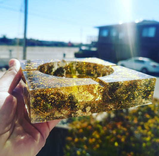 Lil Gold Nug Nug Ash Tray (encapsulated cannabis)