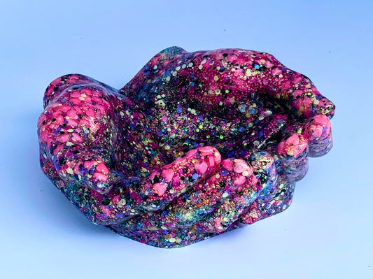 Heart In My Hands ash tray