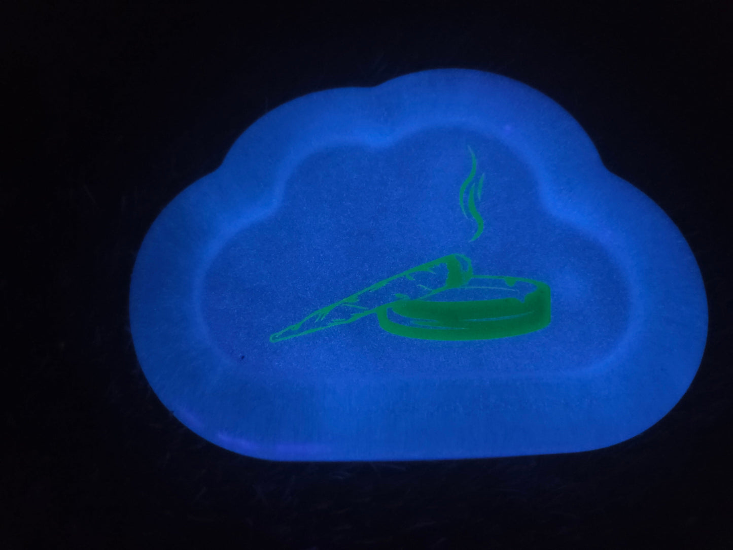 Illin' and Chillin Glow in the Dark Tray