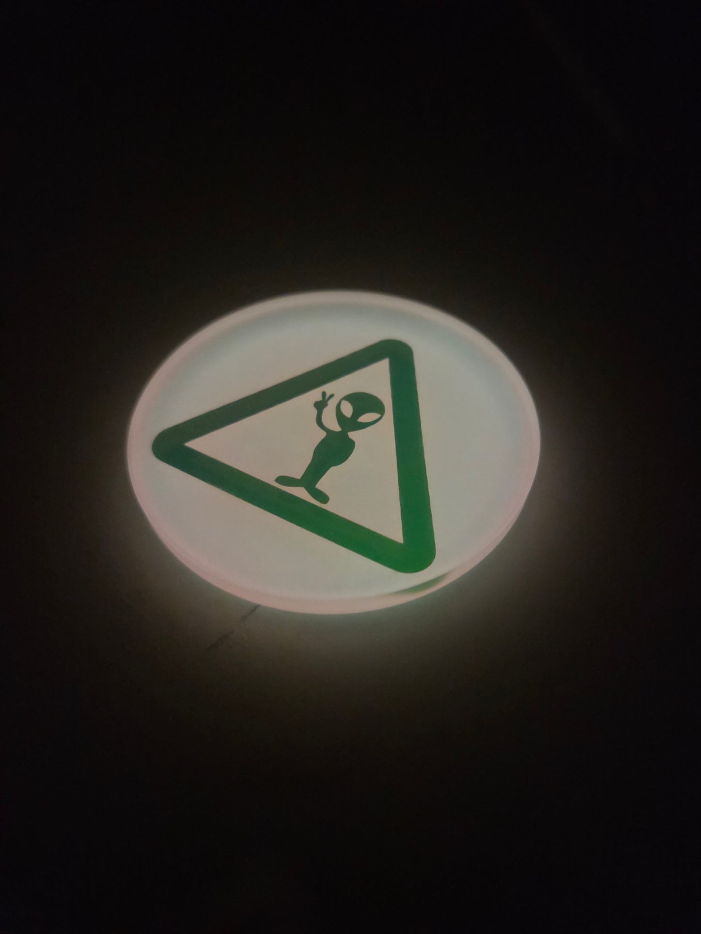 Alien Xing / Glow in the Dark