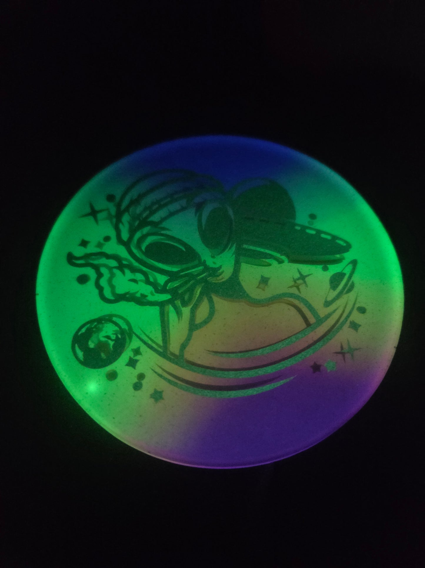 3D Stealth Mode Alien Cannabis Savior/ Glow in the Dark