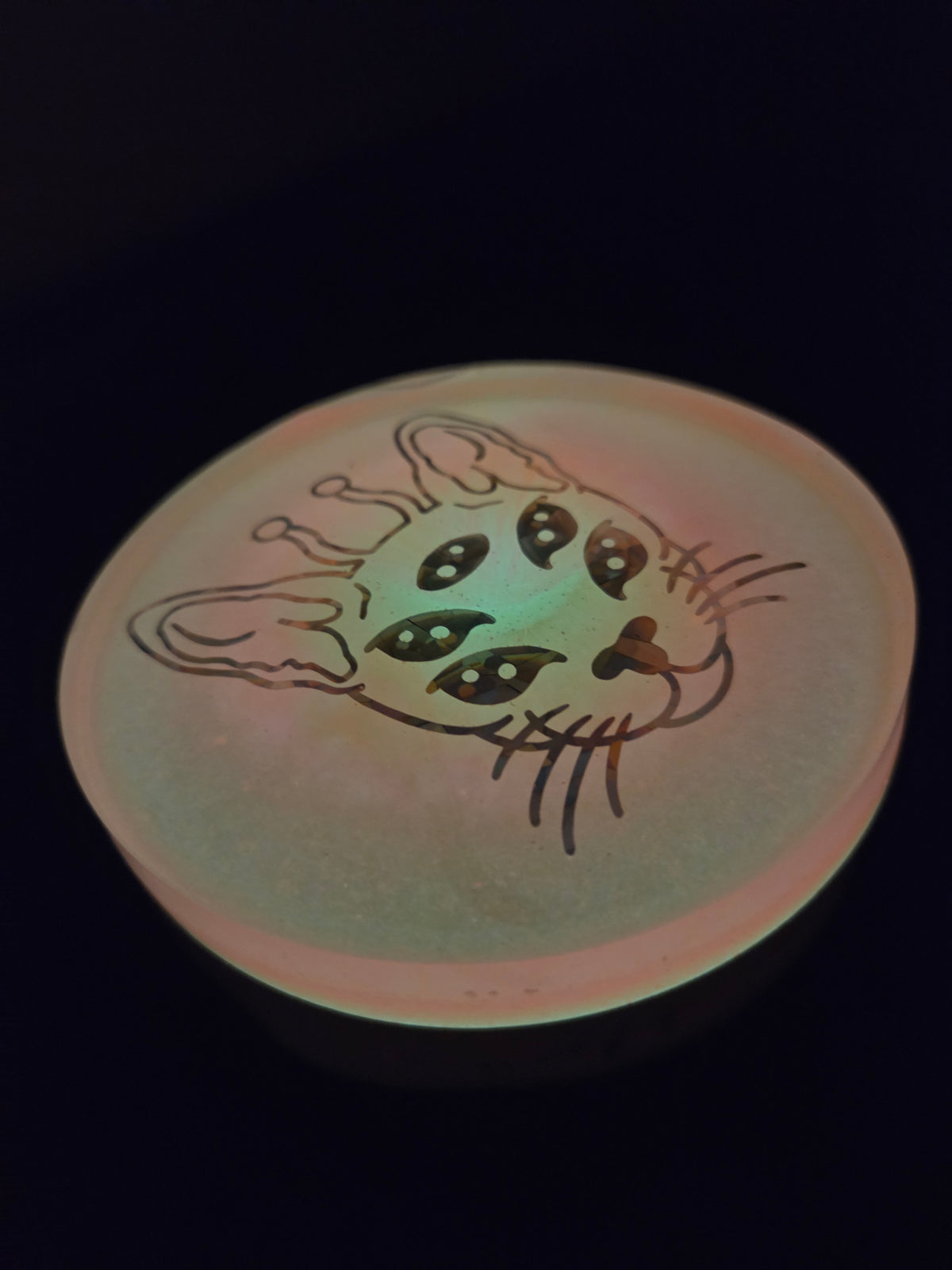 Feline Cosmic Alien Glow amini