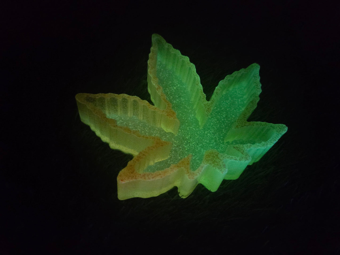 Marijuana Sunrise Glow in the Dark Ash Tray